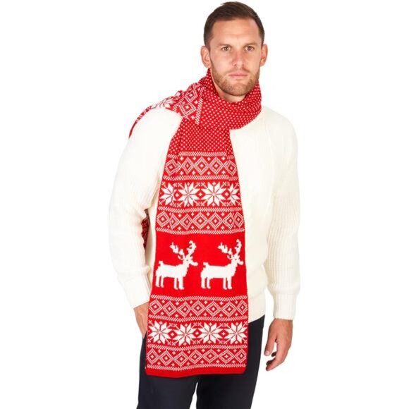 Winter Knitted Scarf - Reindeer Fair Isle Christmas Design for Women - Picture 4 of 7